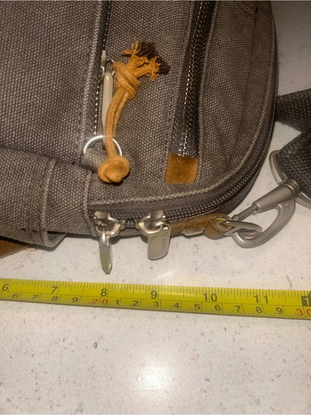 Vintage Travelon Anti-theft Green Canvas Tour Bag